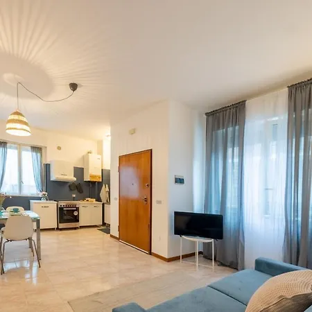 Verdi Bilo Roseto アパート *